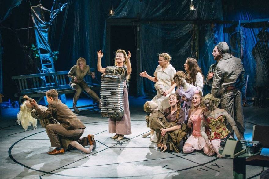 823629_1048148161915820_151125579426390320_o